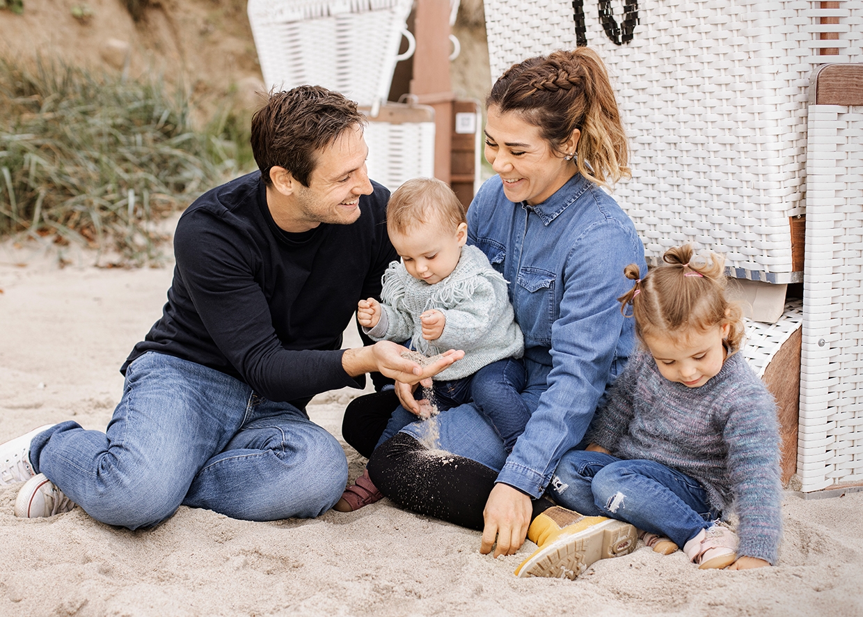 professionelle Familienfotos mit Liebe zum Detail in Rostock Mecklenburg Vorpommern